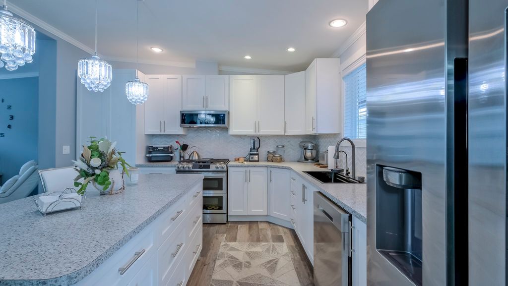 listing image 16513887171354189133