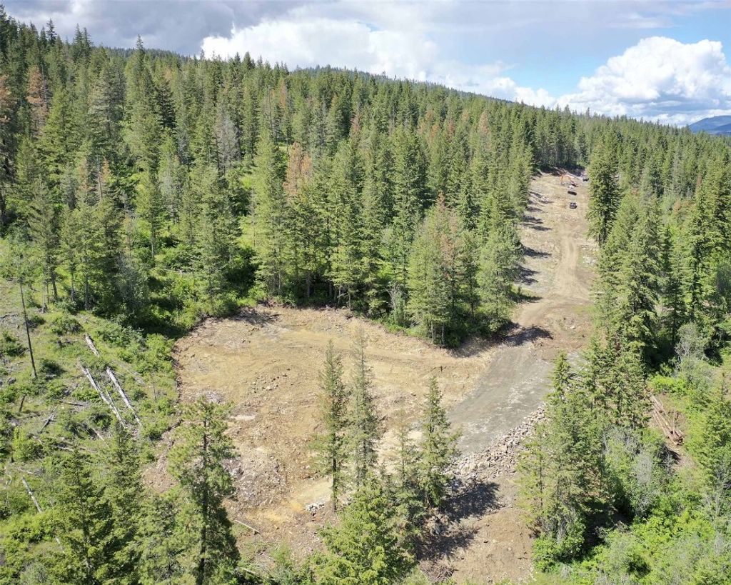 listing image 16513645127225250647