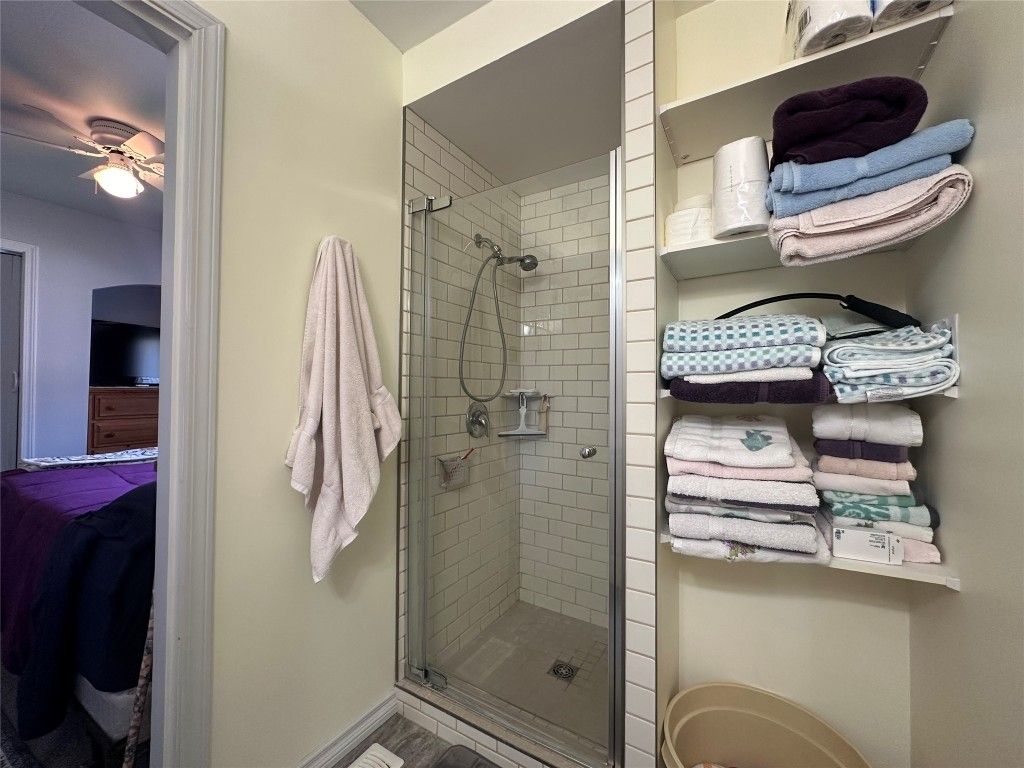 listing image 16519820903778575607