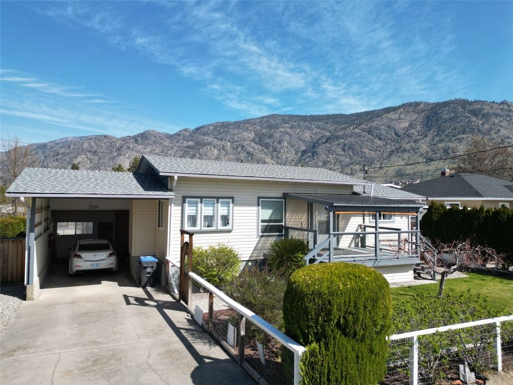 listing image 16513344436455184559