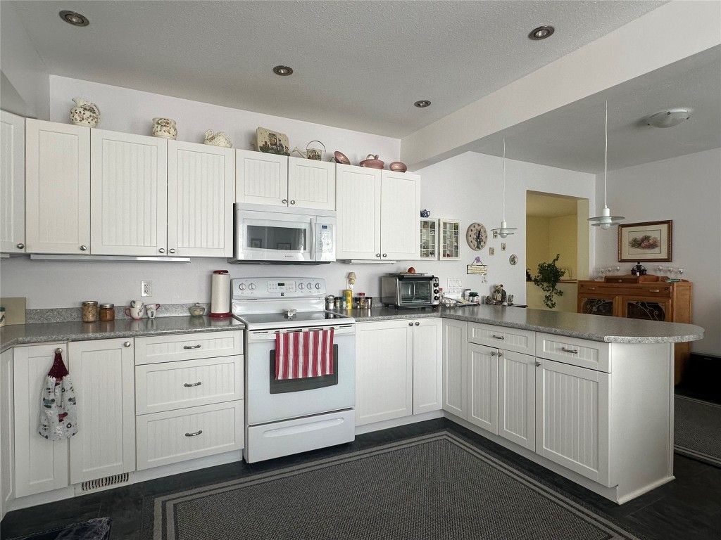 listing image 16515472562558860130