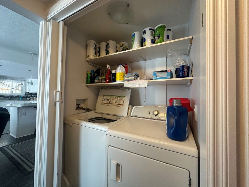 listing image 16514553159364598692