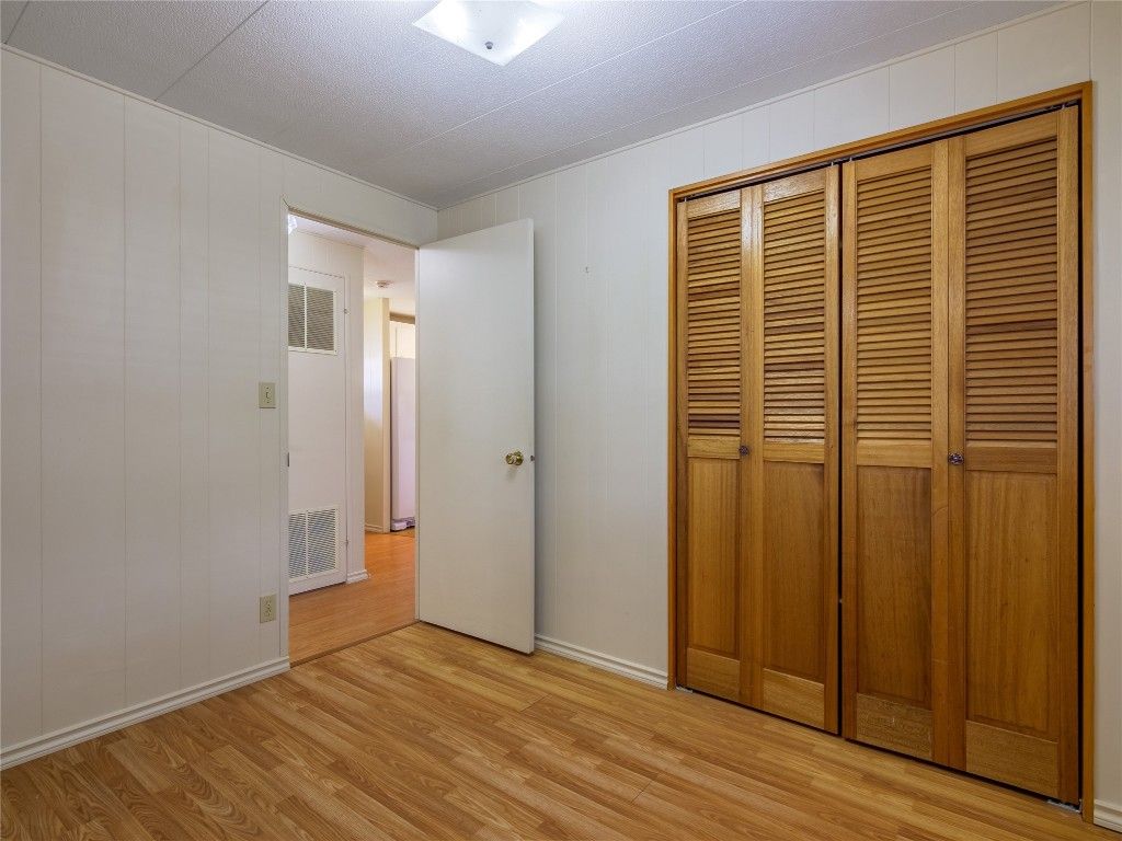 listing image 16516489927200597077