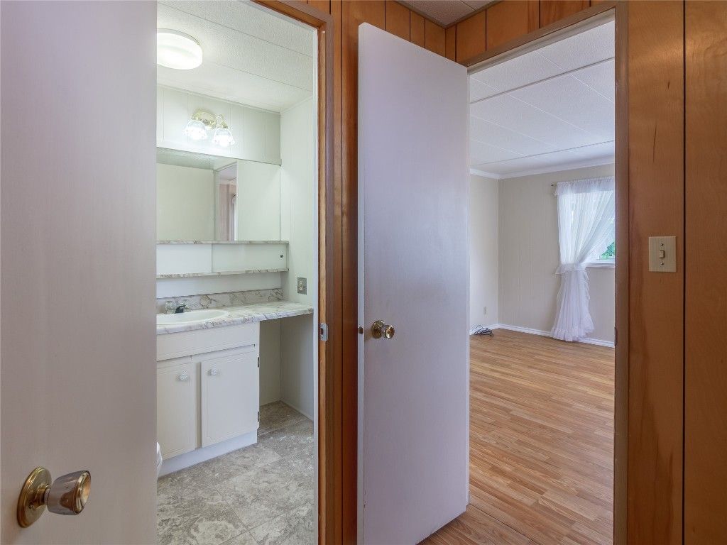 listing image 16514867129536231487