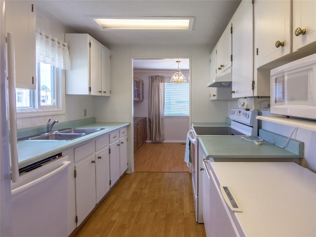 listing image 16510887629866609925