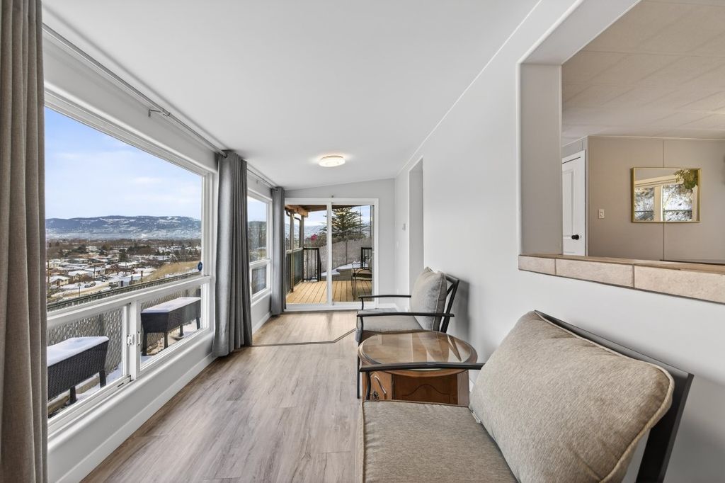 listing image 16514216141271434722