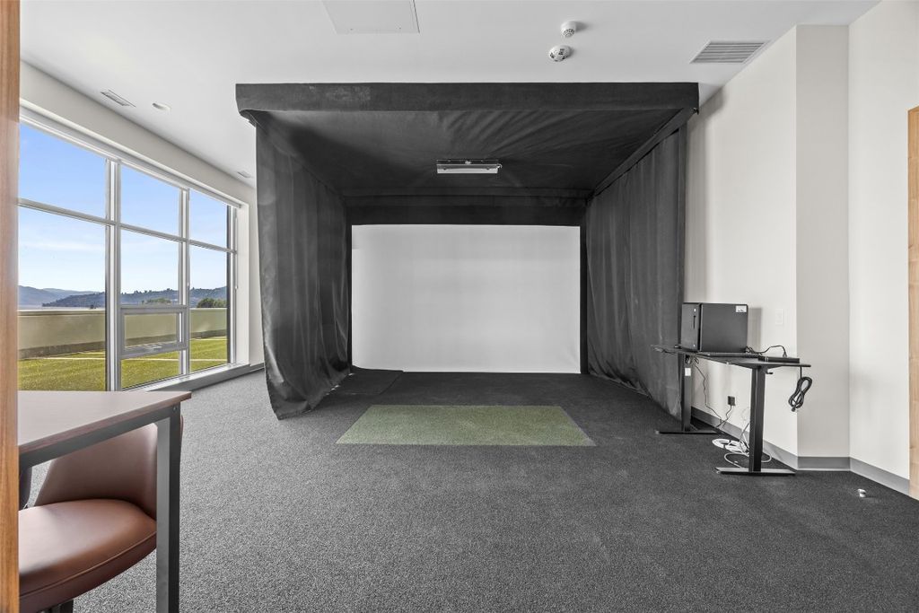 listing image 16516715460282130100