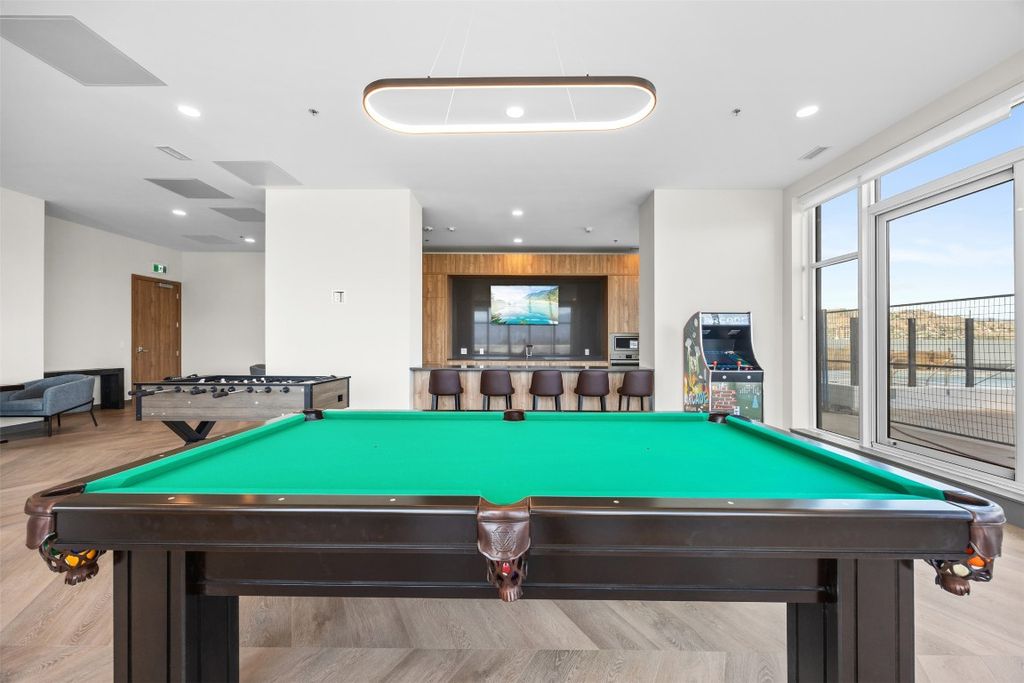 listing image 16516689870330291137