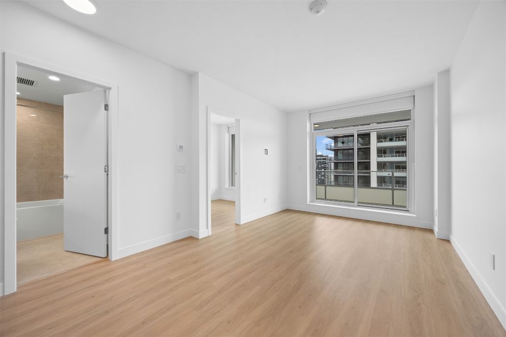 listing image 16517276022248481790