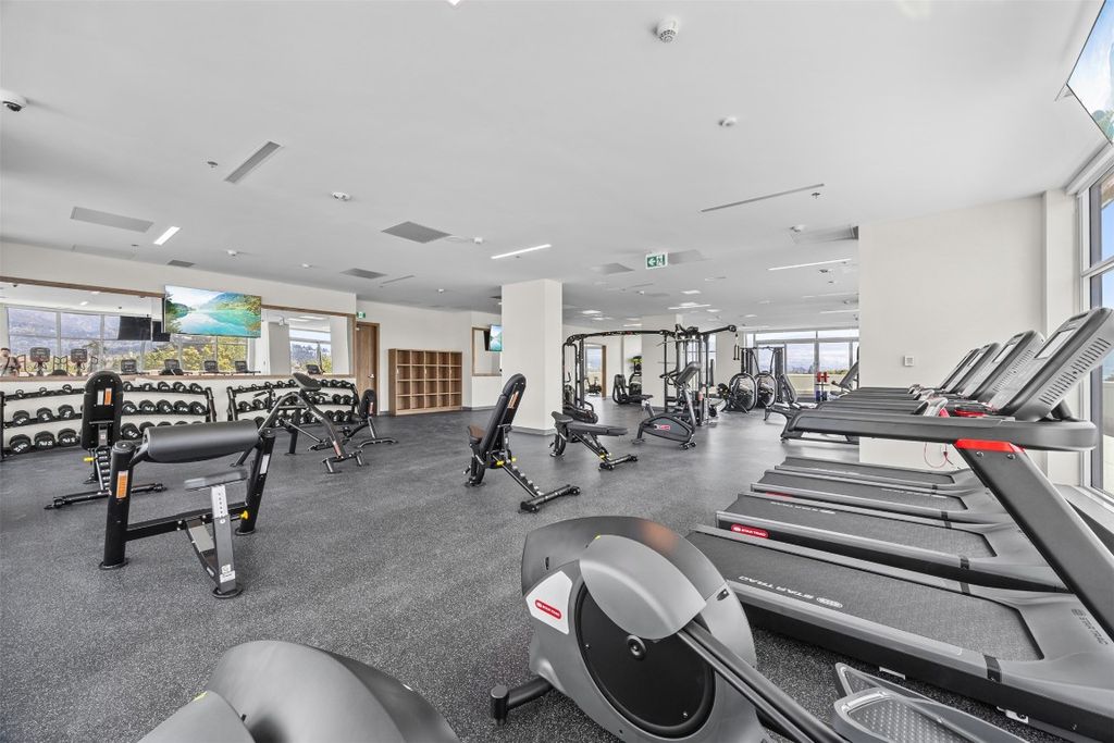 listing image 16515466910733384730