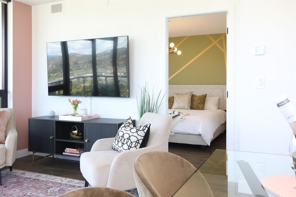 listing image 16512938424984966607