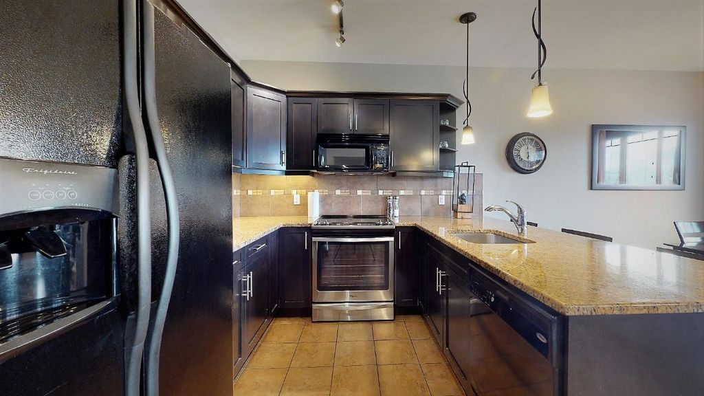 listing image 16515911442892319210
