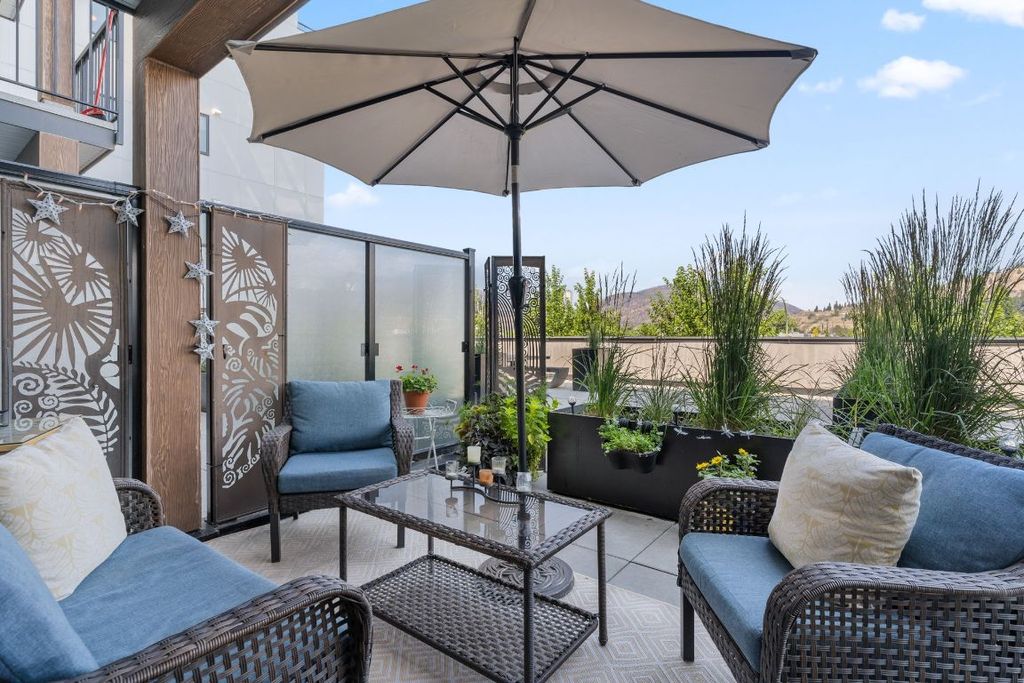 listing image 16513543962940428226