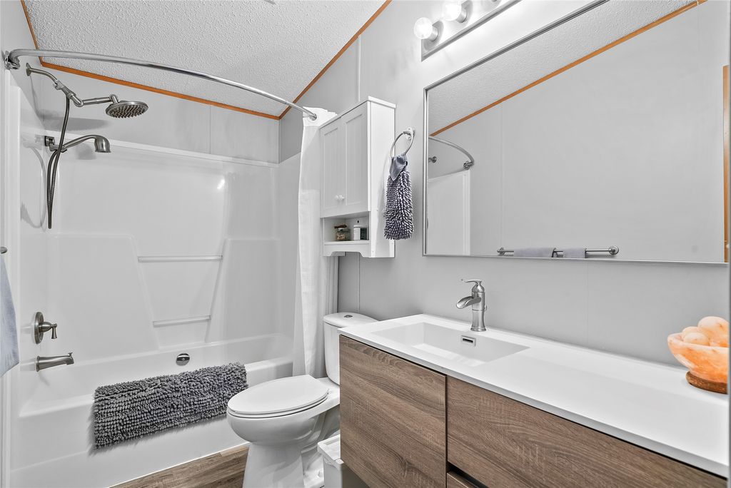 listing image 16519395944709451861