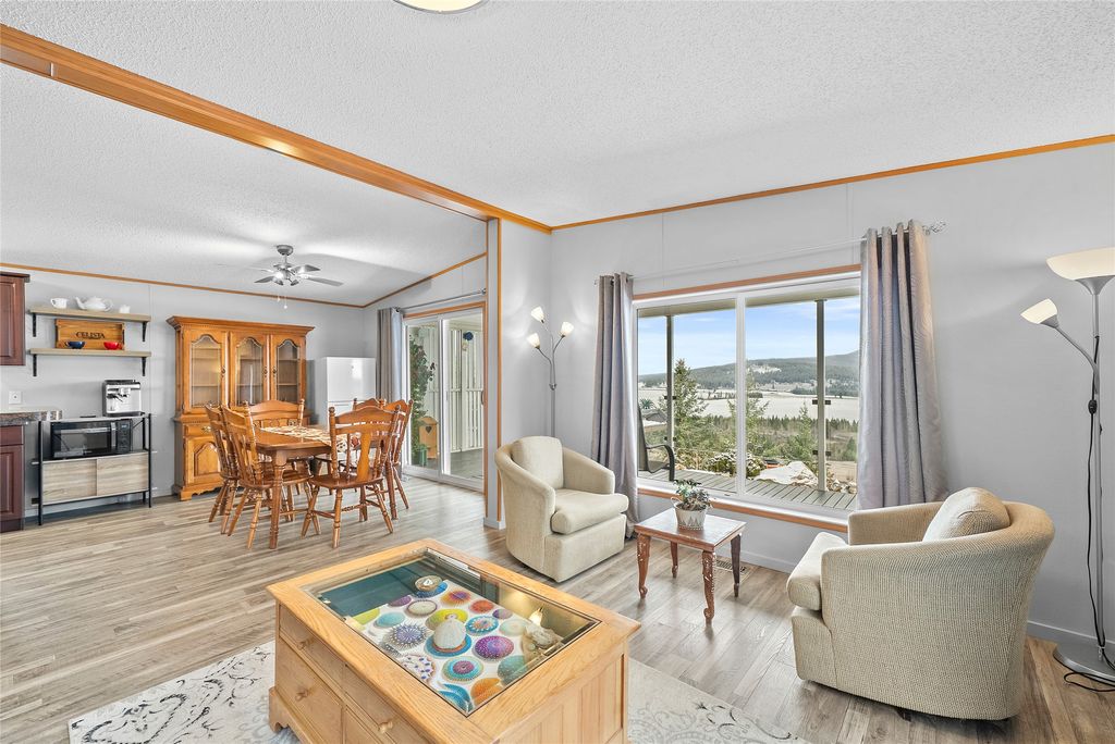 listing image 16515317932892857314