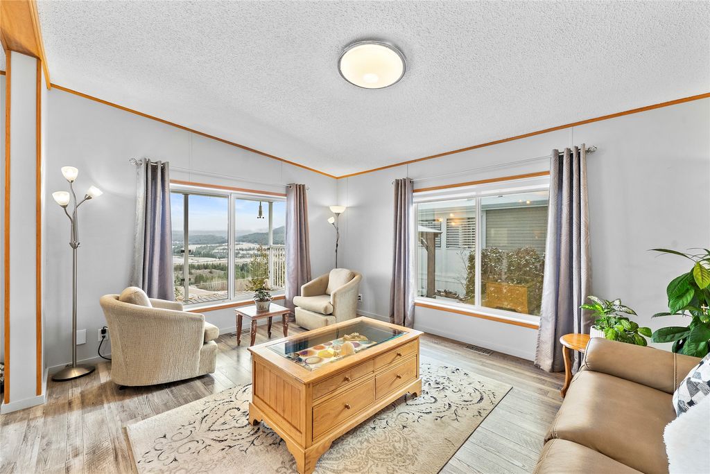 listing image 16510312882609829082