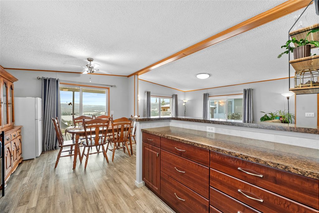 listing image 16519219169740917537