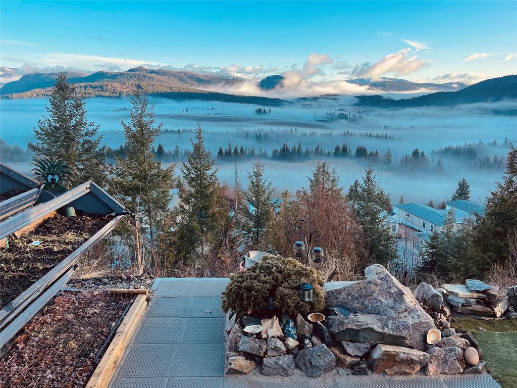 listing image 16518758347147862591