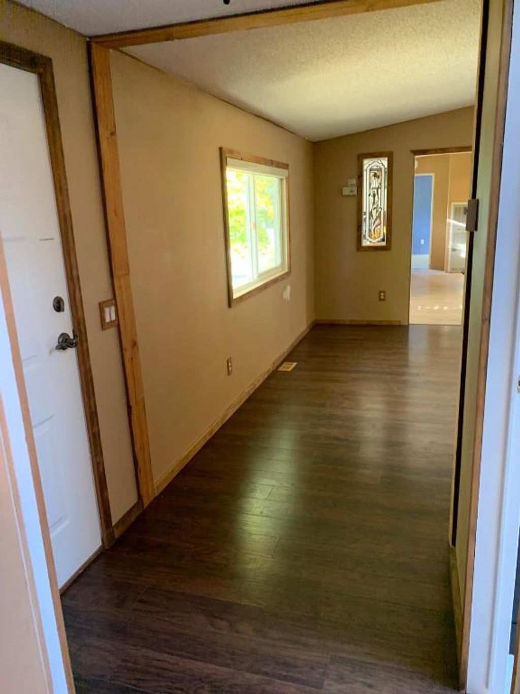 listing image 16511419630189148076