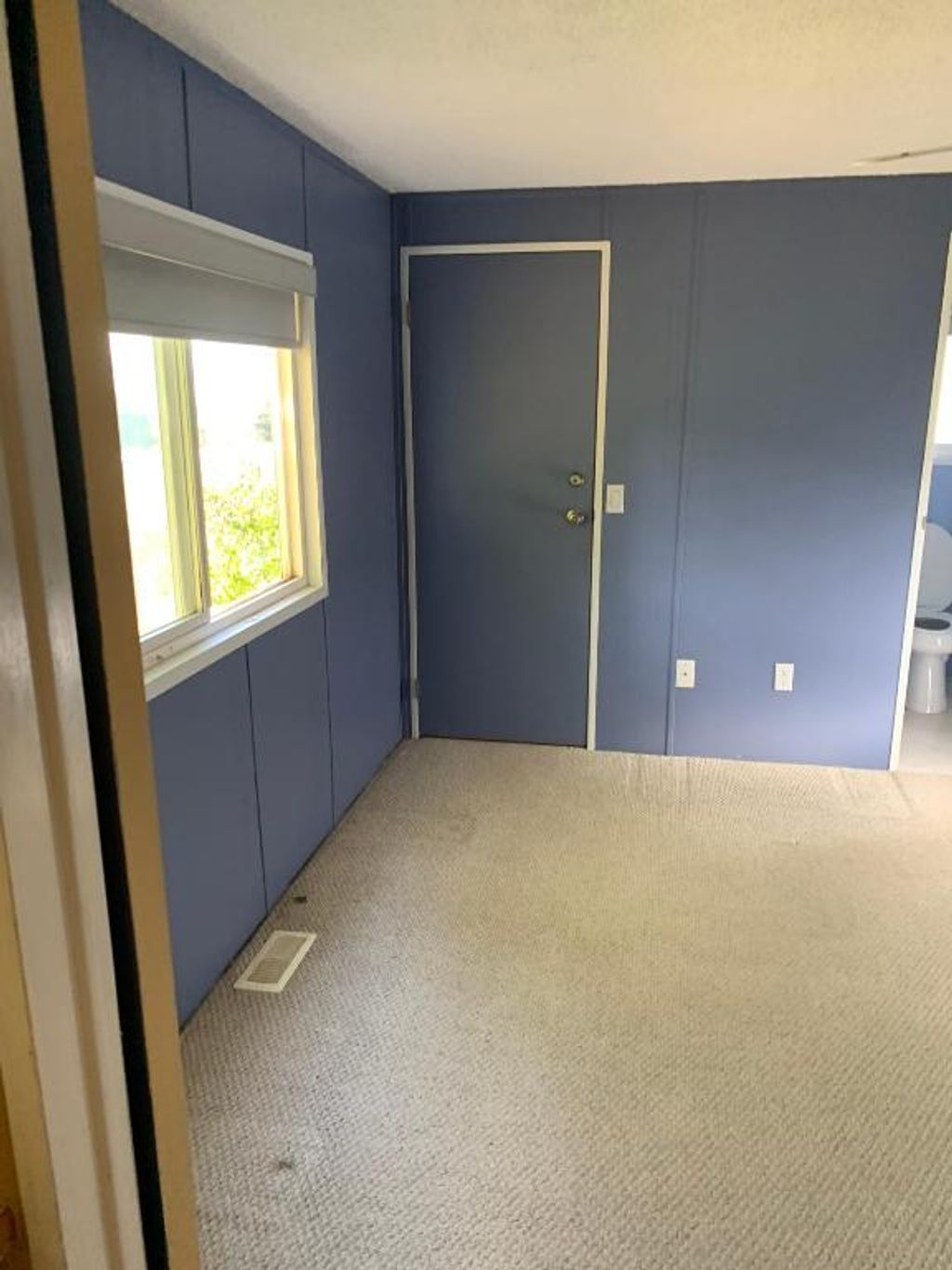 listing image 16511463878267653434