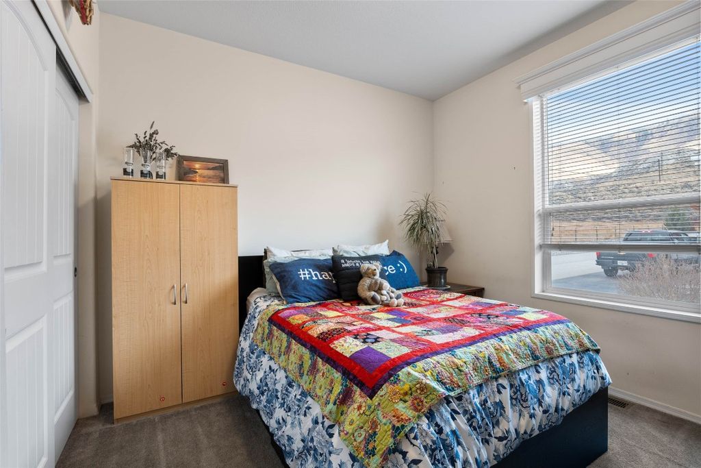 listing image 16514793951387127606