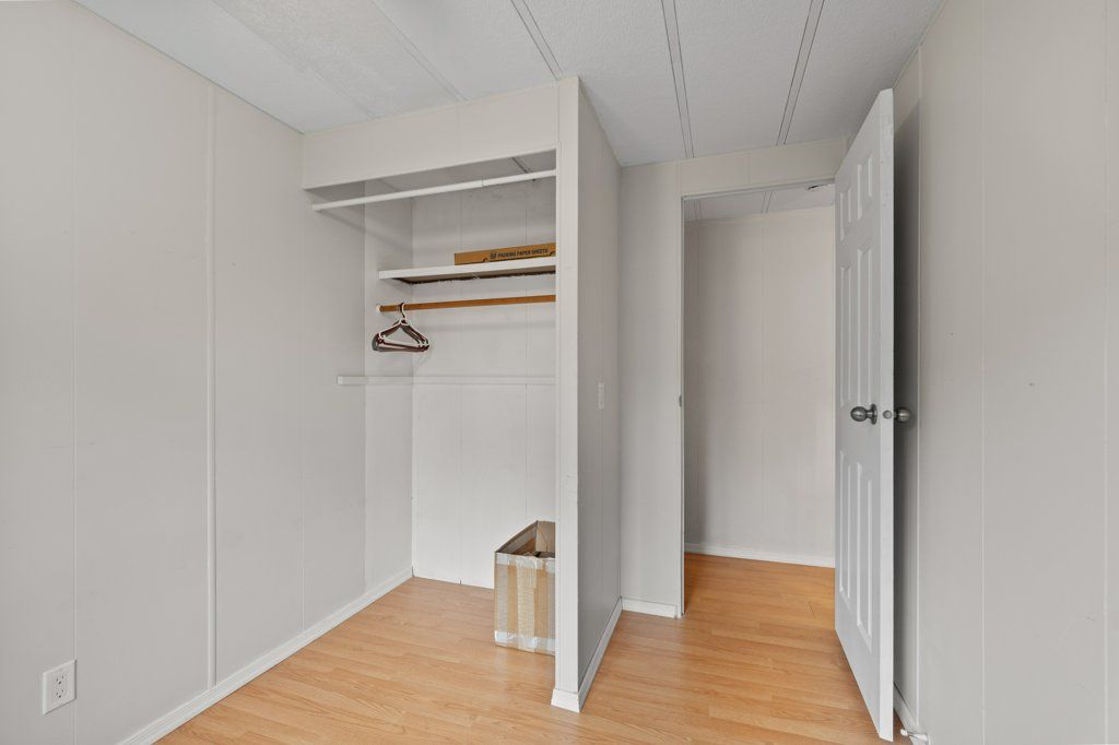 listing image 16512872289804014012