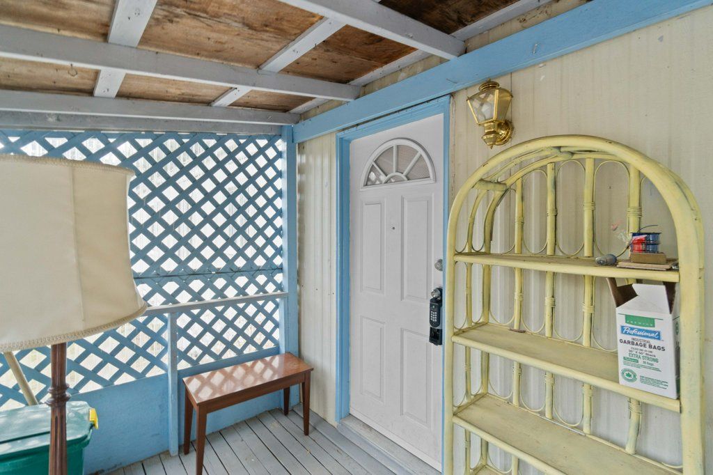 listing image 16517085348180294150