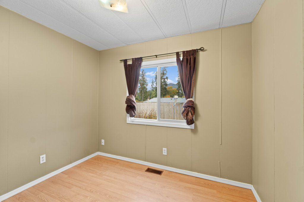 listing image 16516252329254022102