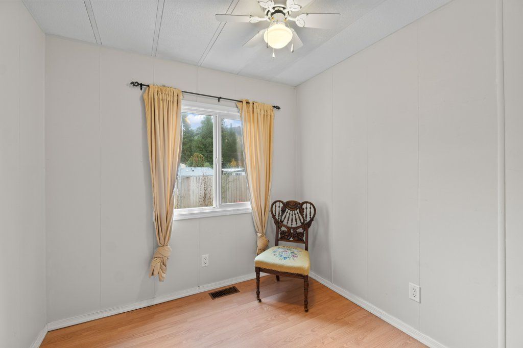 listing image 16518143034199509109