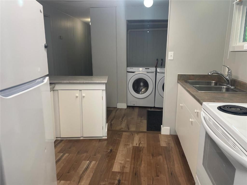 listing image 16511996365282437186