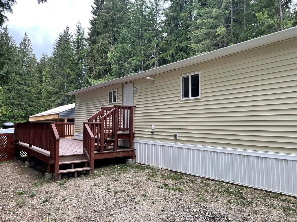 listing image 16518966874084193980