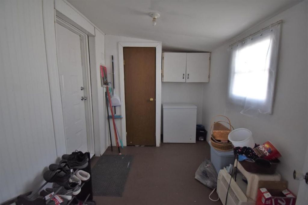 listing image 16512535213163383347