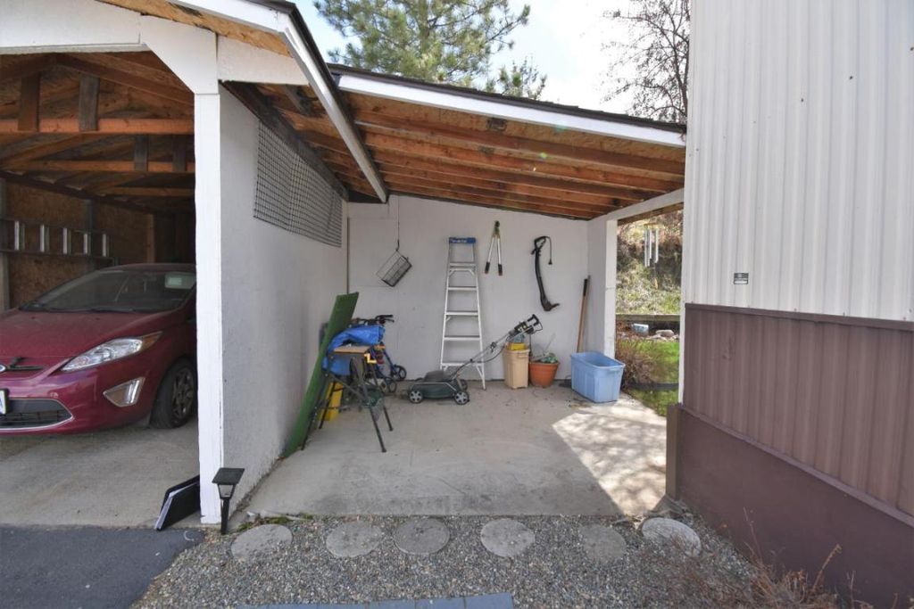 listing image 16517308775685813795