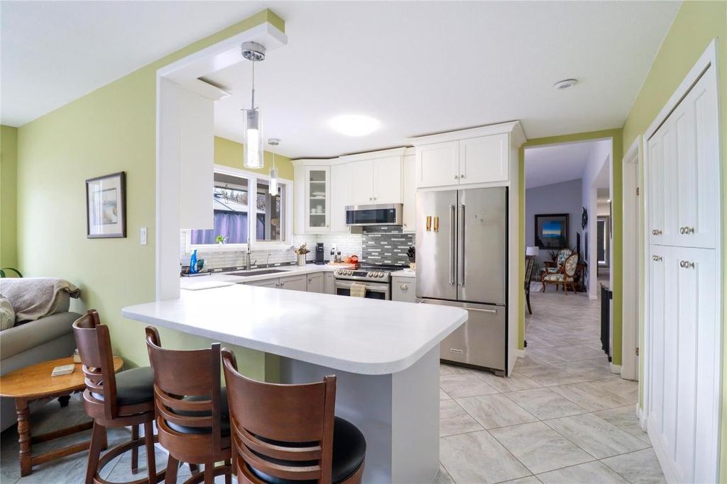 listing image 16515700105455076631
