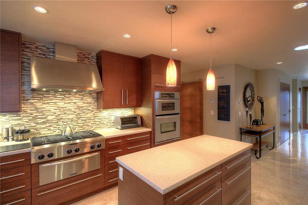listing image 16519621523782701231