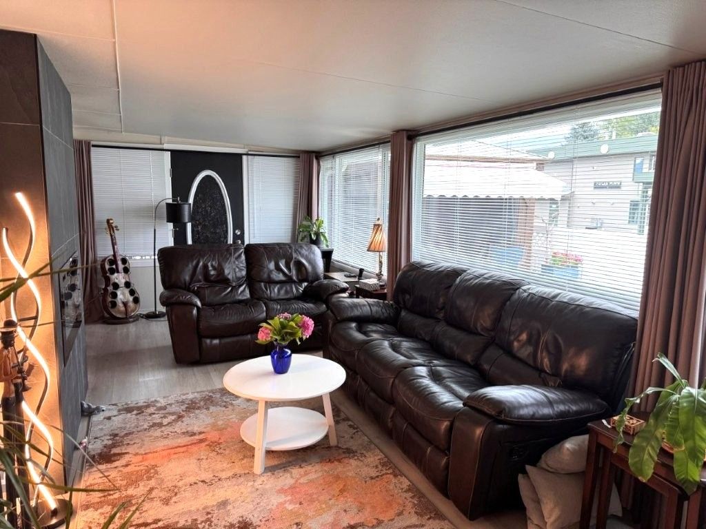 listing image 16516797981188566114