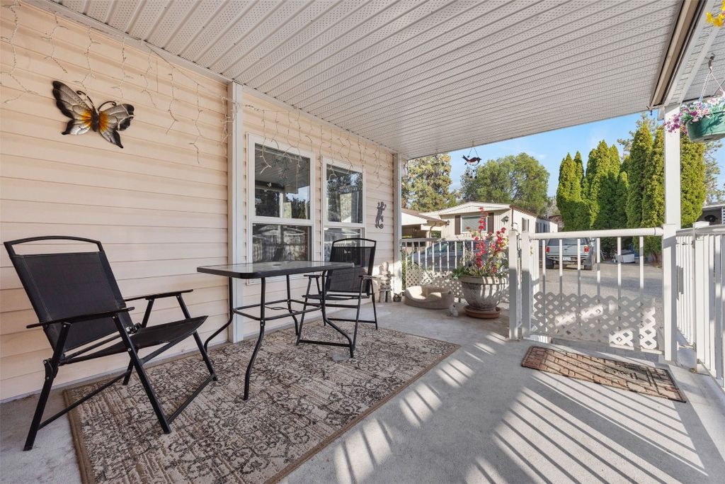 listing image 16510912666849434569