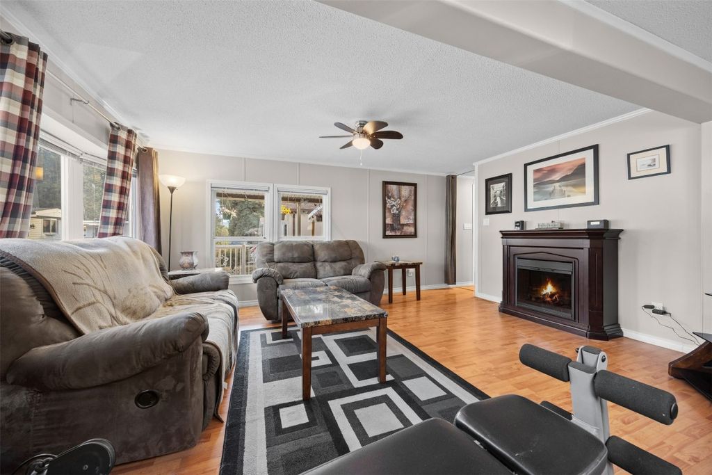 listing image 16517752386015350005