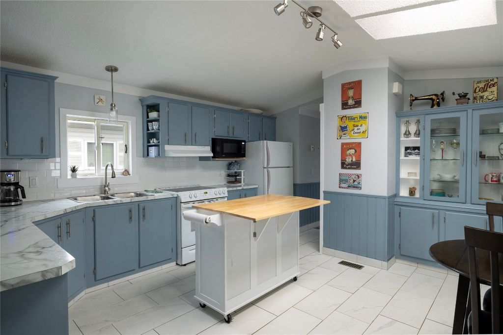 listing image 16519081537568285746