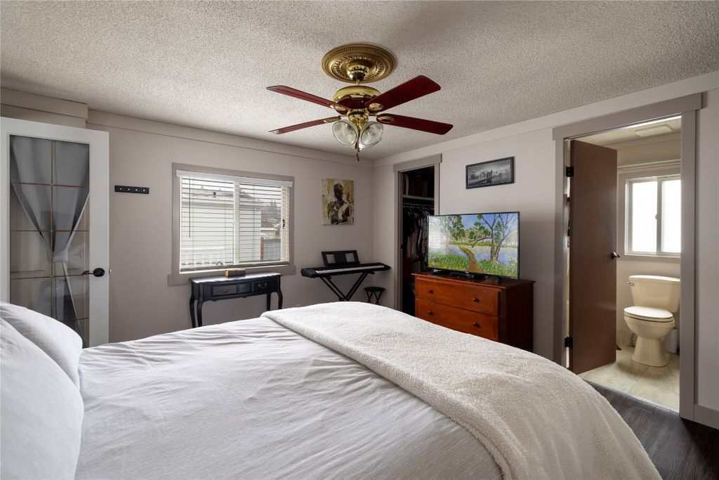 listing image 16513258526397185095