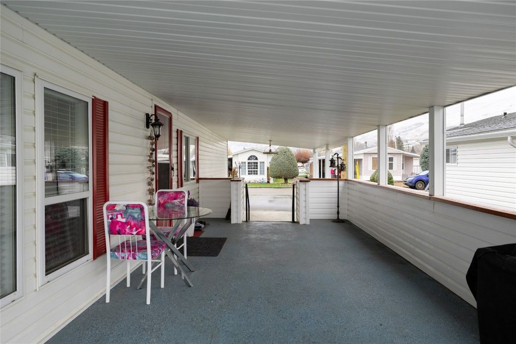 listing image 16515650471387498753