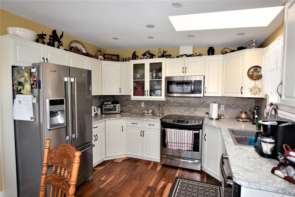 listing image 16512496384130759978