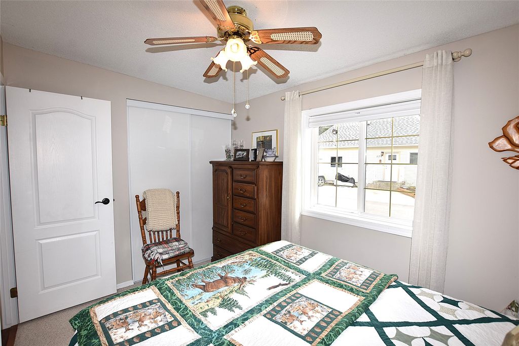 listing image 16512817463533062105