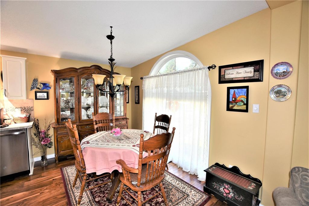 listing image 16513687940792236748