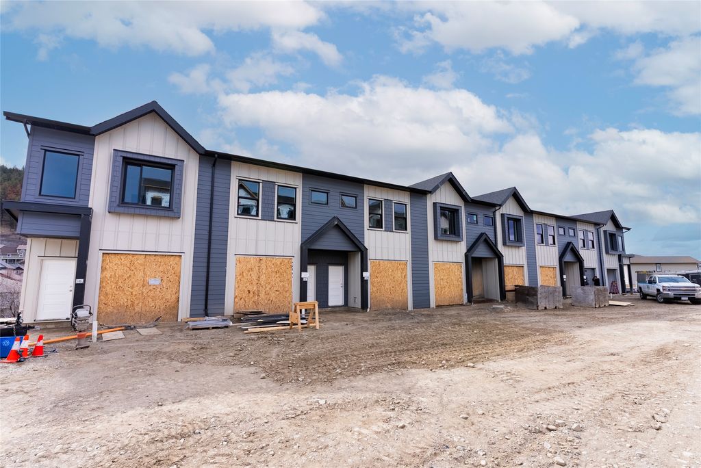 listing image 16511935674172233819