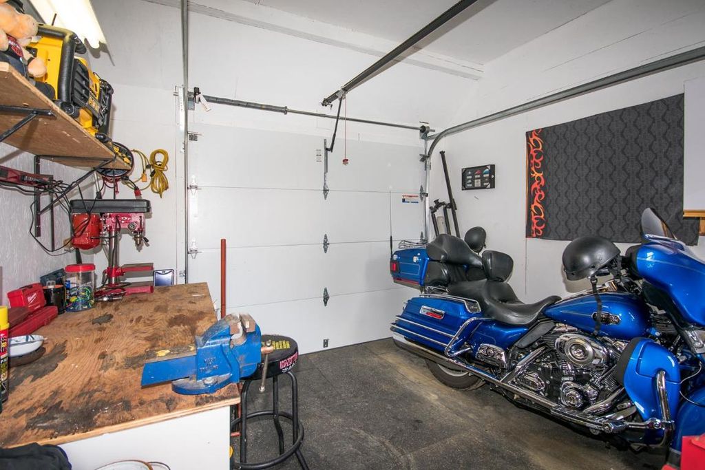 listing image 16514253052529453992