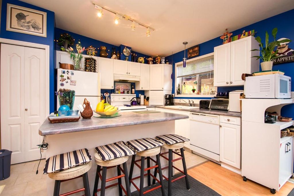 listing image 16519283761852972057