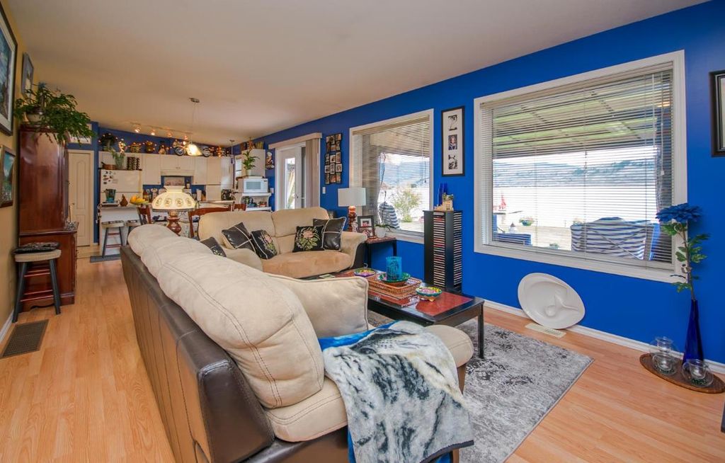 listing image 16515505338721608093