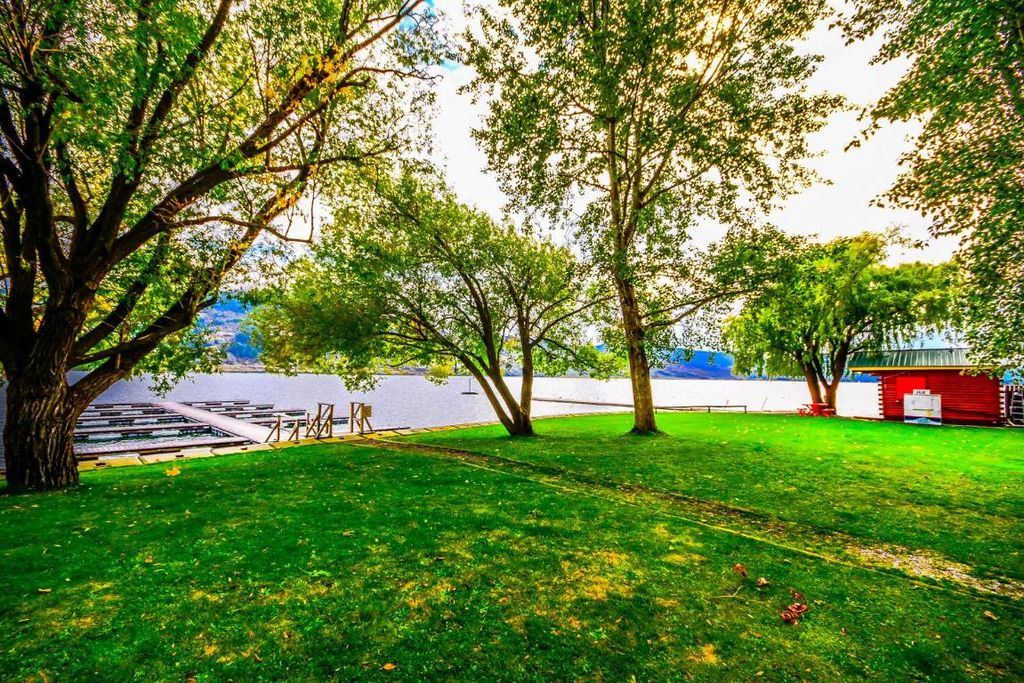 listing image 16512628021945920951