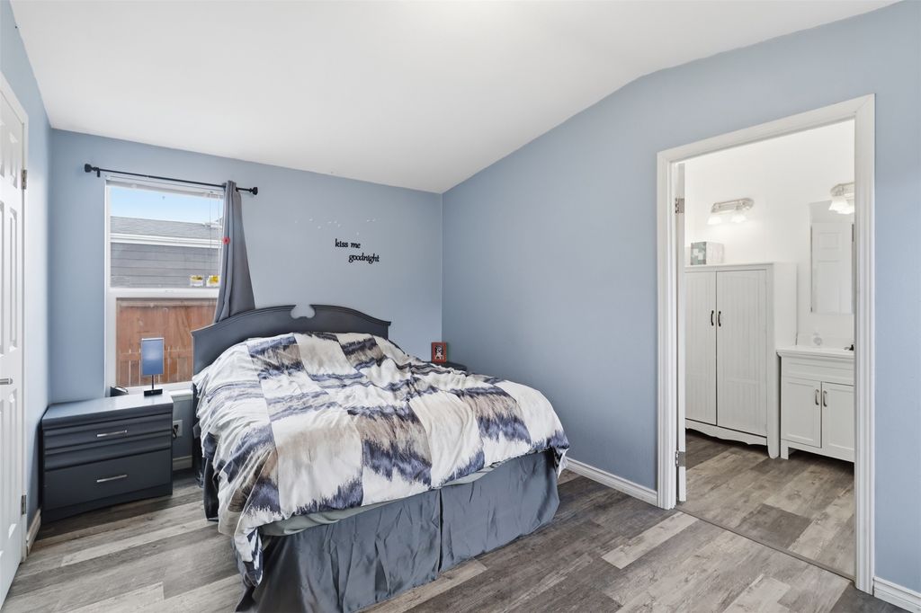 listing image 16511055689292770067